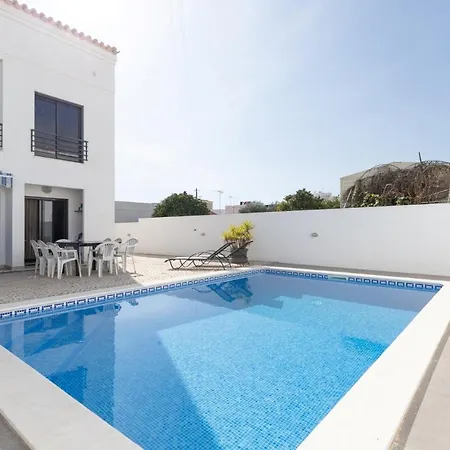 Buganvilia By Algarvemanta